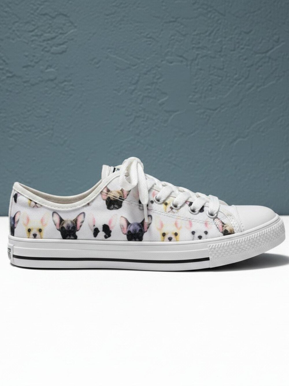 Converse Chuck Taylor All Star Low Top French Bulldog Print Sneakers Size 6 NWOT